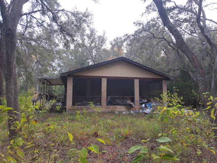42 835th St Old Town, FL 32680, Dixie County