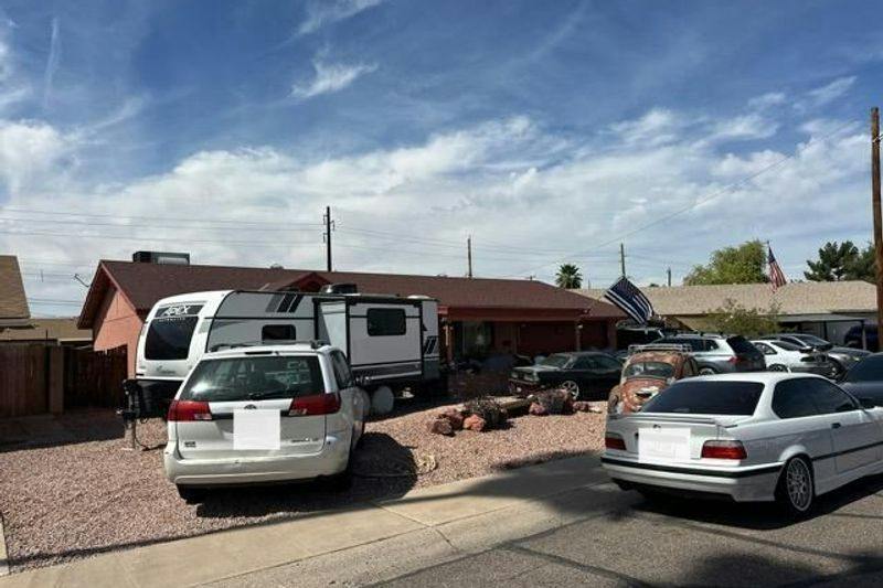 38th Dr, Phoenix, AZ 85051