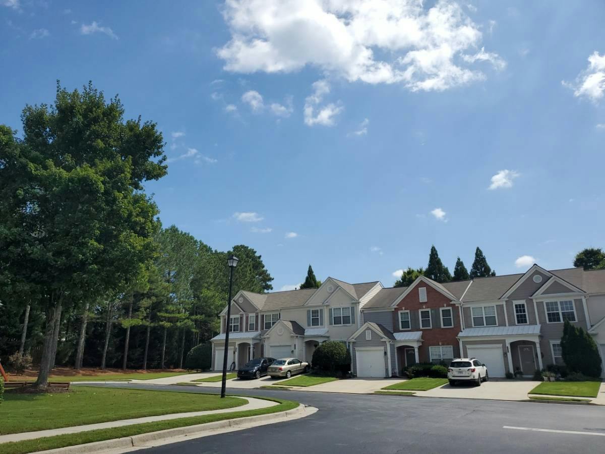 Commonwealth Cir, Alpharetta, GA 30004