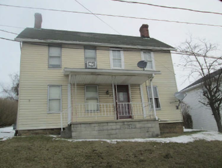 16 Main St New Salem, PA 15468, Fayette County