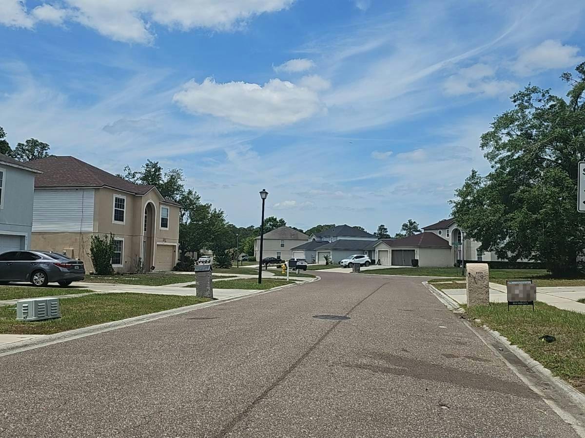 Foxdale Dr, Jacksonville, FL 32210