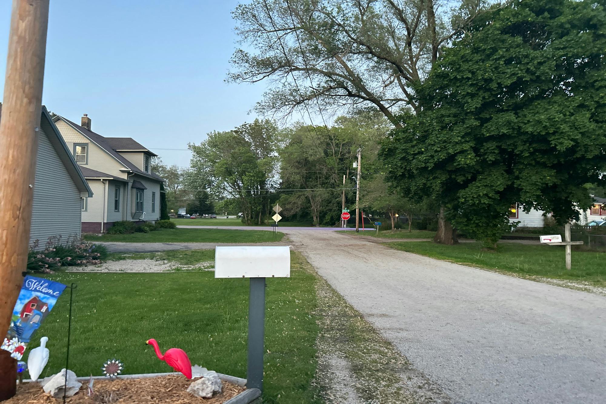 Monroe St, Hillsdale, IL 61257