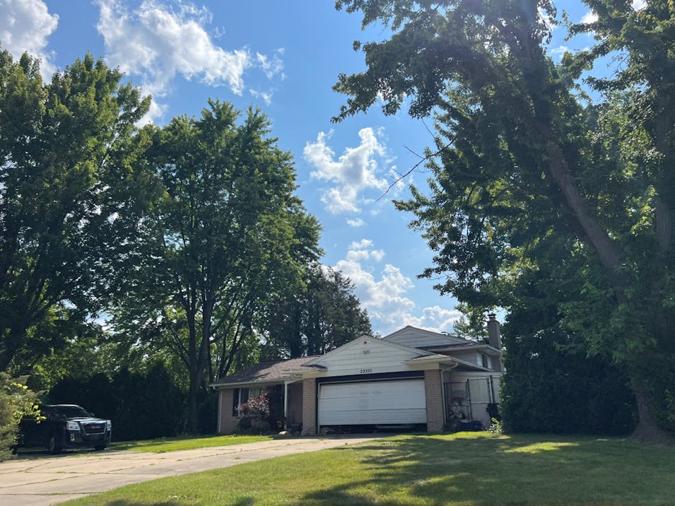 29300 Kensington Court Southfield, MI 48076, Oakland County