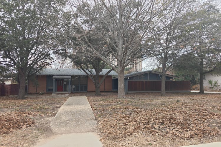 122 Downing Dr San Antonio, TX 78209, Bexar County