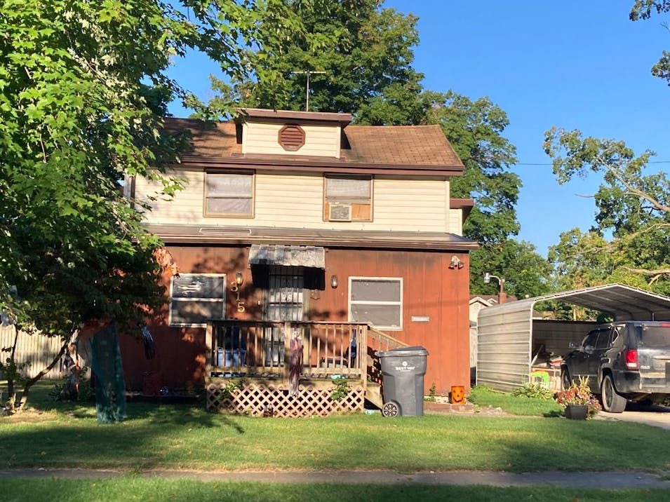 315 Mcomber St Dowagiac, MI 49047, Berrien County