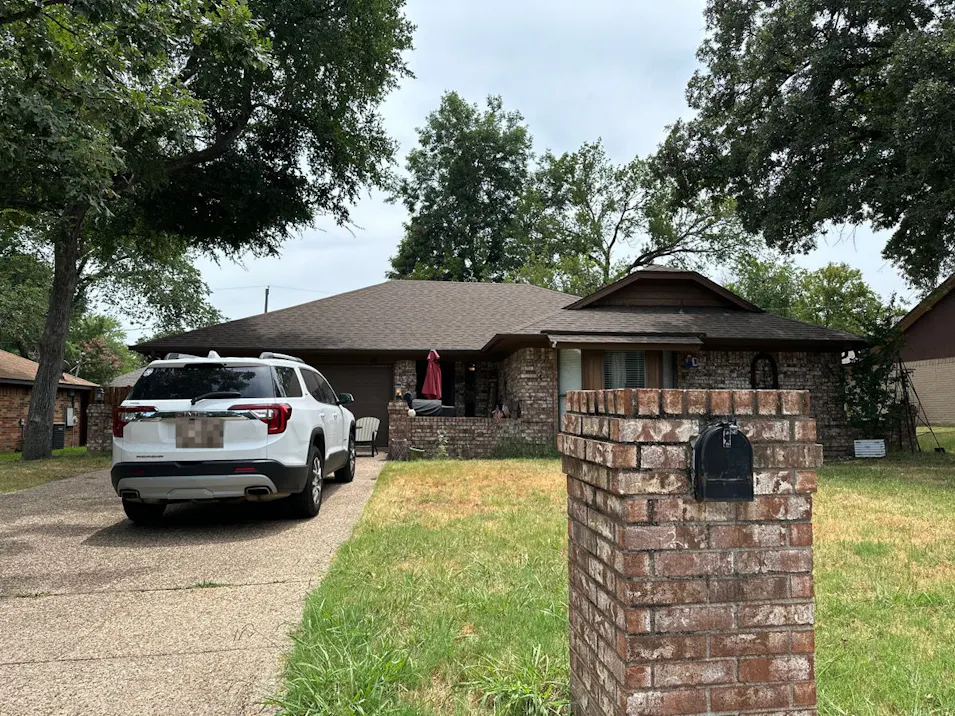 116 Northeast Shady Oaks Drive Burleson, TX 76028, Tarrant County