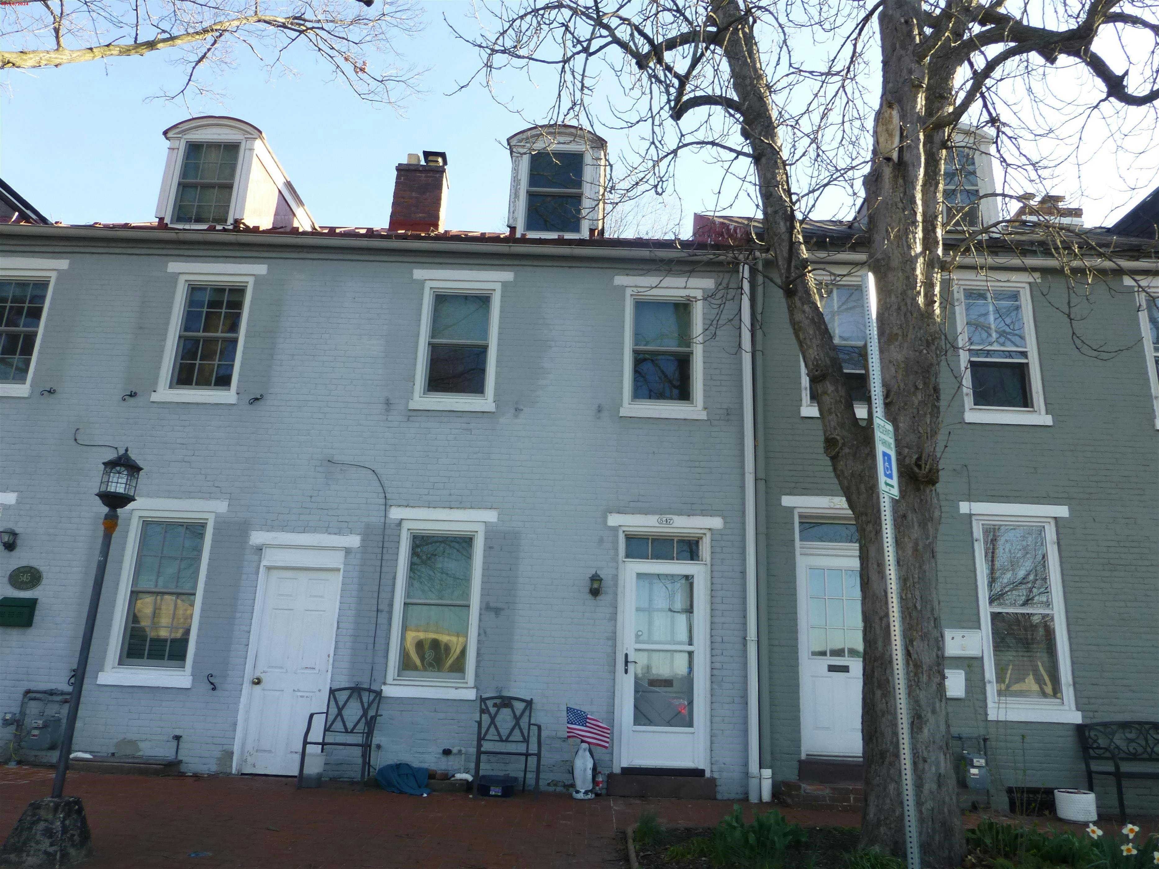 Front St, Harrisburg, PA 17104