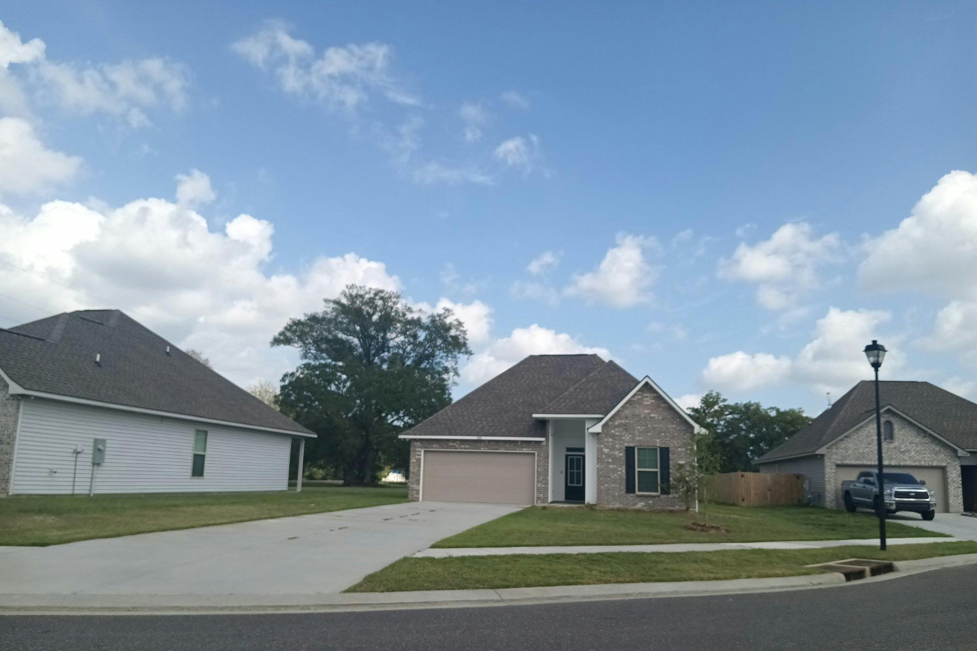 Cambre Oaks Dr, Gonzales, LA 70737