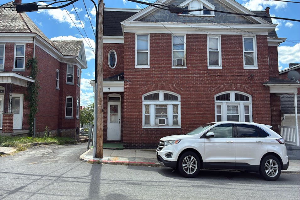 9 E First St Cumberland, MD 21502, Allegany County