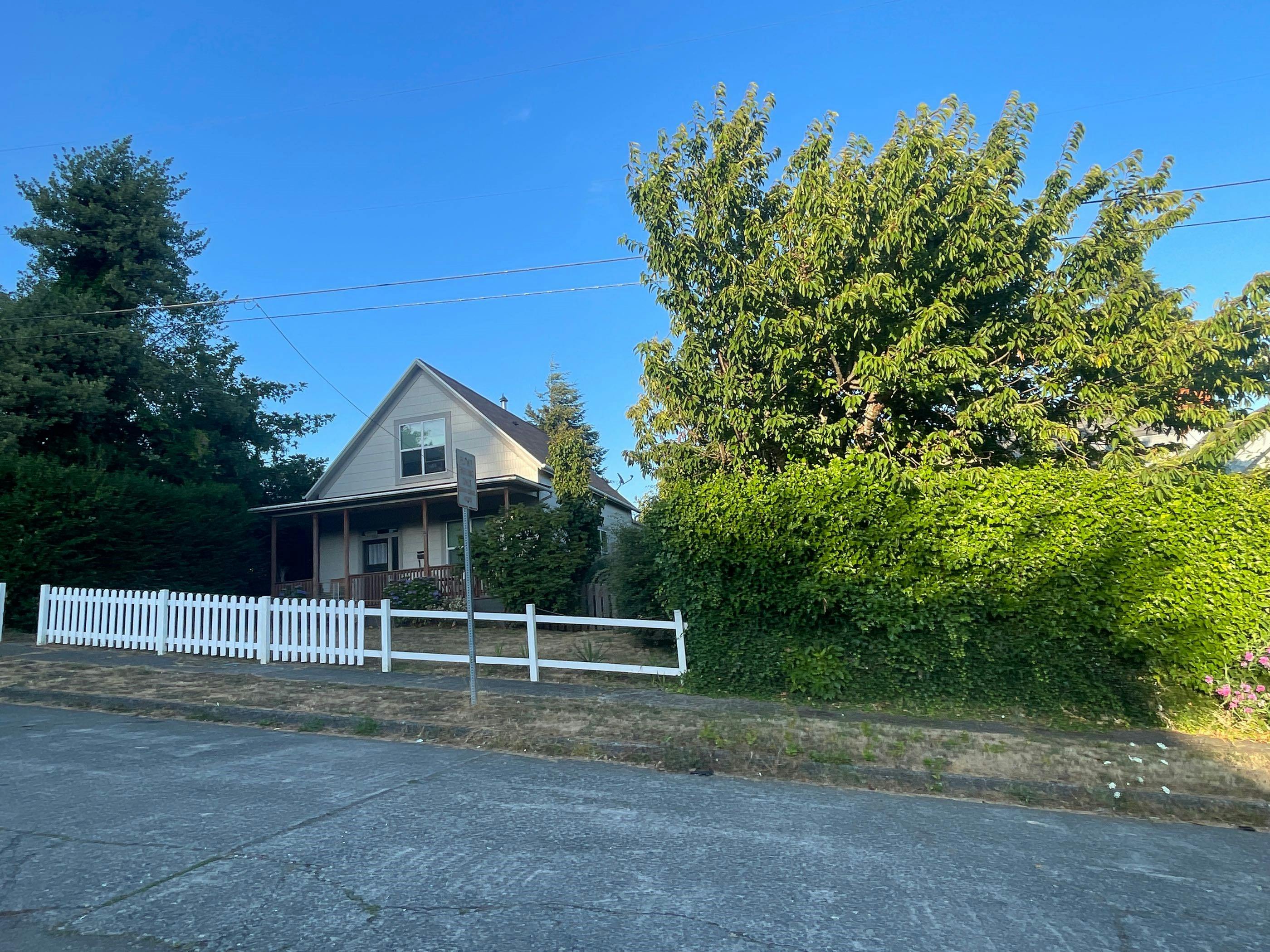 8th St, Coos Bay, OR 97420 #1
