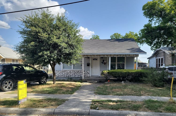 1214w Winnipeg Ave San Antonio, TX 78225, Bexar County