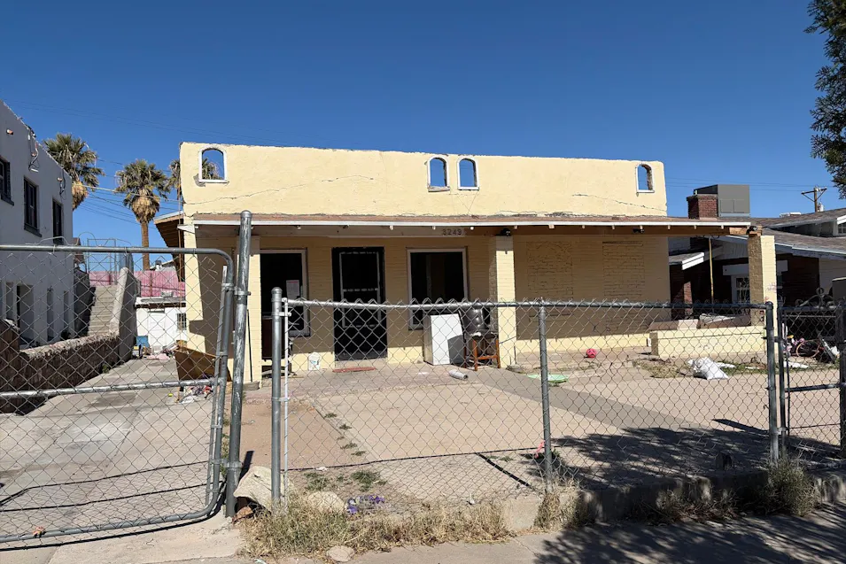 3249 Aurora Ave El Paso, TX 79930, El Paso County
