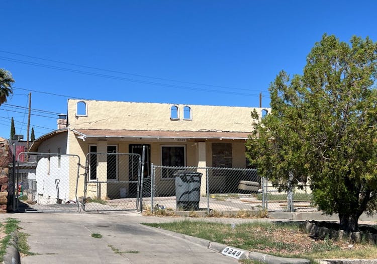3249 Aurora Ave El Paso, TX 79930, El Paso County