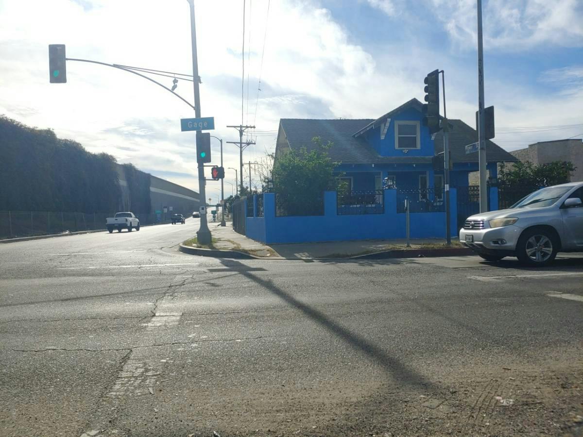 Gage Ave, Los Angeles, CA 90003 #1