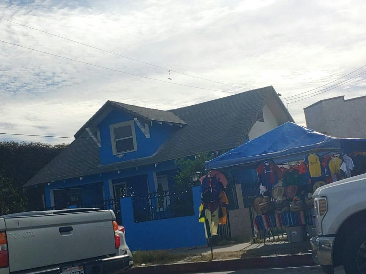 Gage Ave, Los Angeles, CA 90003