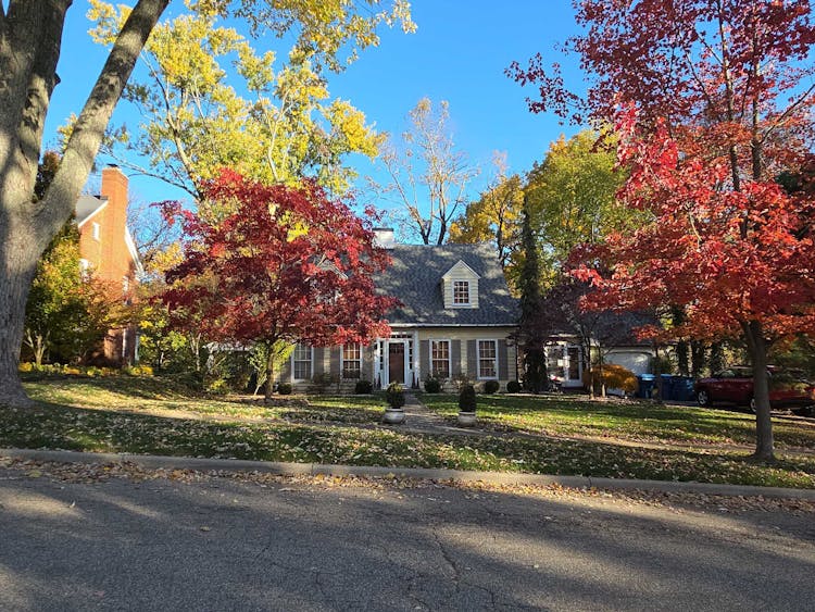 226 Grandview Ave Kalamazoo, MI 49001, Kalamazoo County