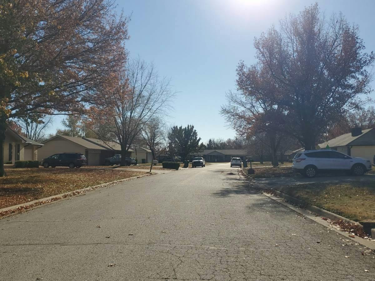 Custer Rd, Parsons, KS 67357