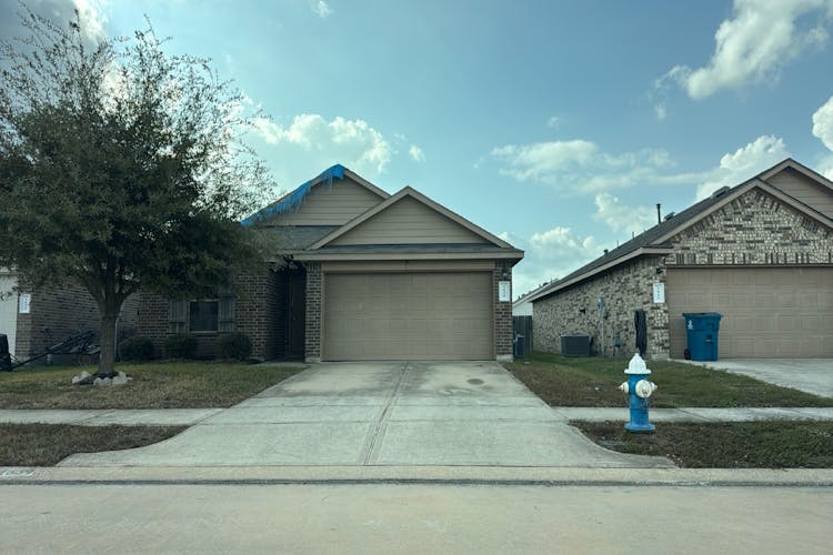 1639 Mustang Canyon Way Houston, TX 77049, Harris County