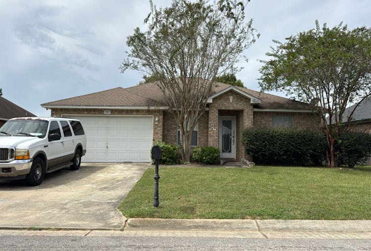 7469 Deck Ln Pensacola, FL 32526, Escambia County