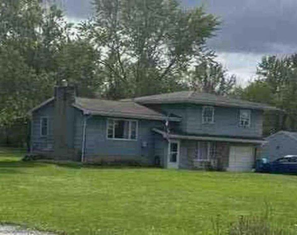5514 Oakwood Dr Pendleton, NY 14120, Niagara County