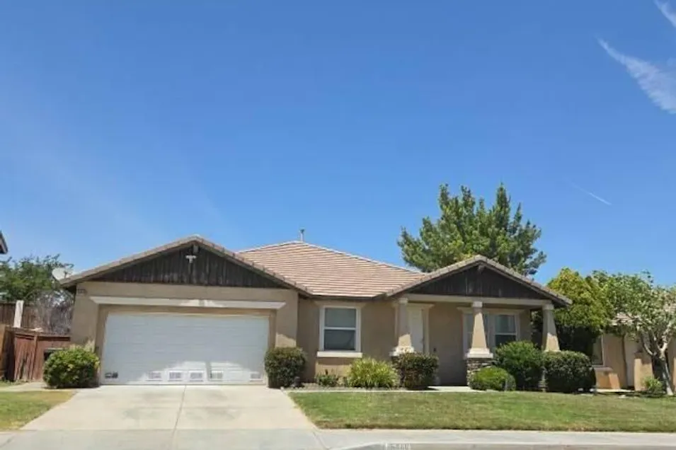 16440 Field Street Victorville, CA 92395, San Bernardino County
