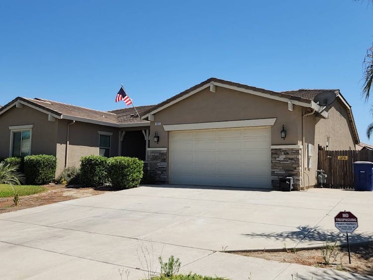 1069 W Sage Brush Way, Hanford, CA, 93230, USA