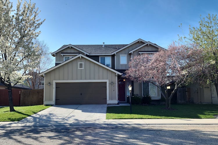 6114 N Spurwing Way Meridian, ID 83646, Ada County