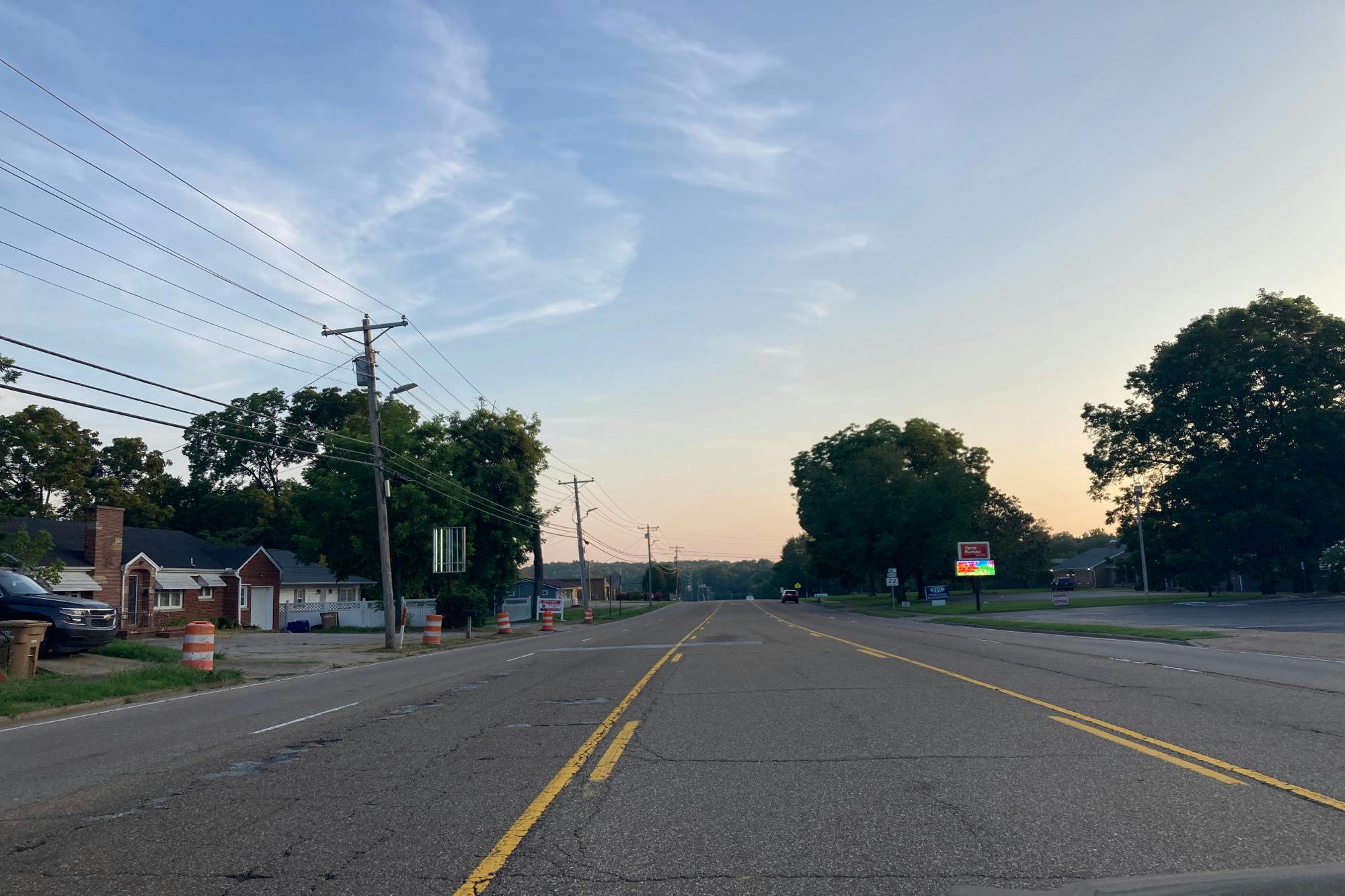 Broad St, Lexington, TN 38351