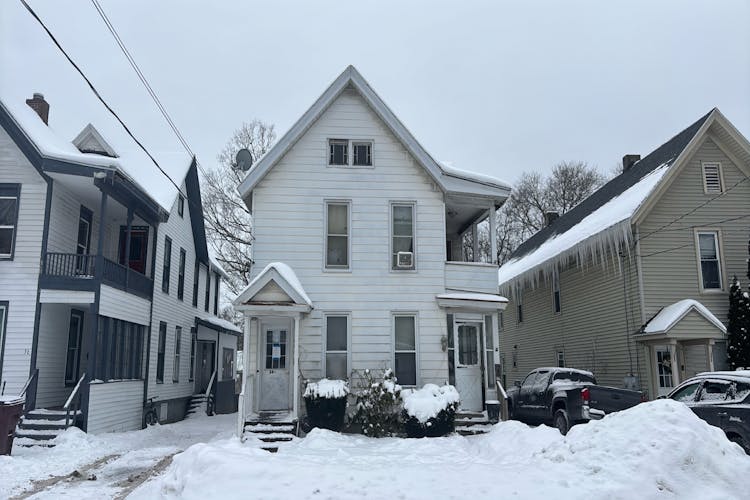 34 Park St Gloversville, NY 12078, Fulton County