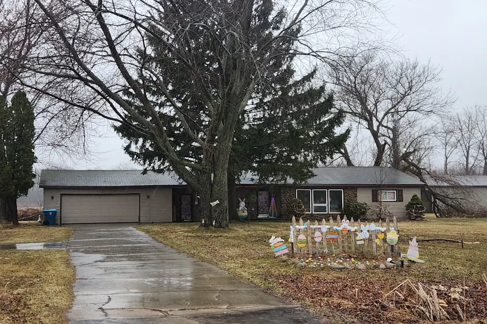 4975 Maloney Rd Pinconning, MI 48650, Bay County