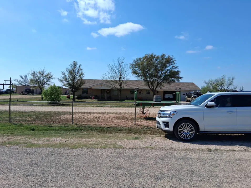 2253 E Valley Dr San Angelo, TX 76905, Tom Green County