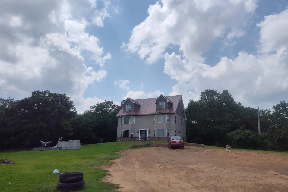 4887 West State Highway 10 Booneville, AR 72927, Logan (Southern) County