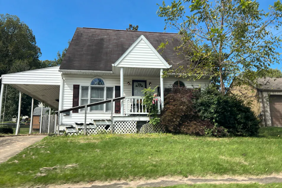 1017 Smithfield Street Parkersburg, WV 26101, Wood County