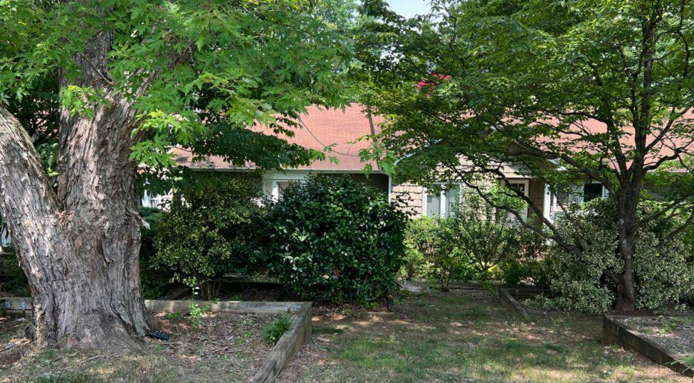 Mountain Crest Dr, Taylors, SC 29687