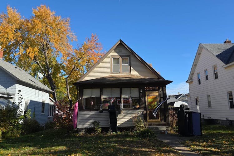 337 7th Av S South St Paul, MN 55075, Dakota County