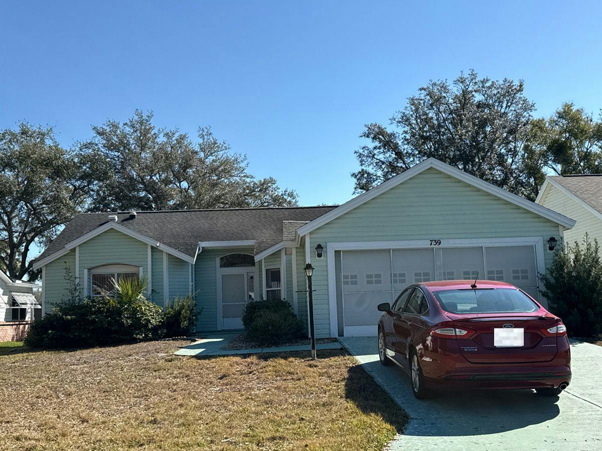 Cortez Ave, Lady Lake, FL 32159