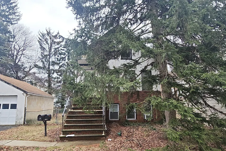 39 Kennebec St Clifton, NJ 07013, Passaic County