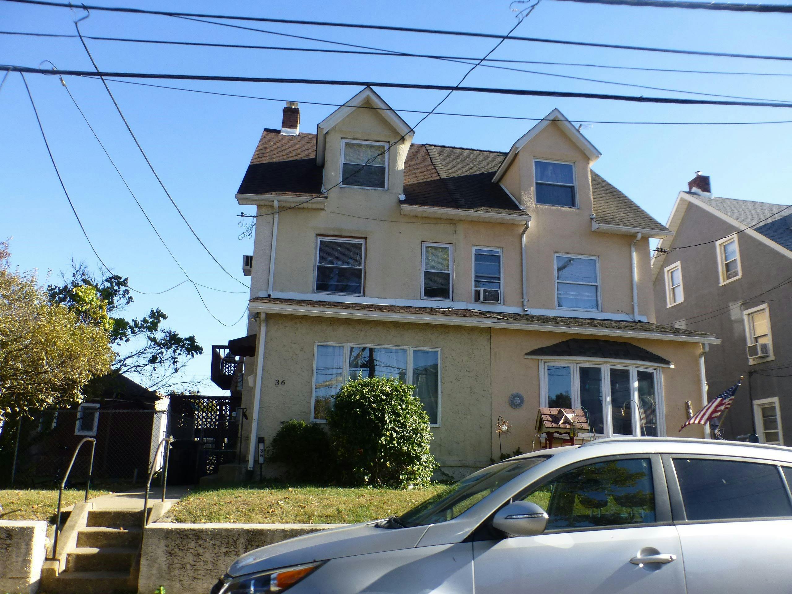 Madison Ave, Clifton Heights, PA 19018