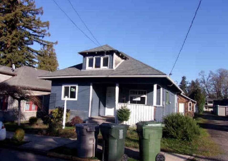 630 20th St NE Salem, OR 97301, Marion County