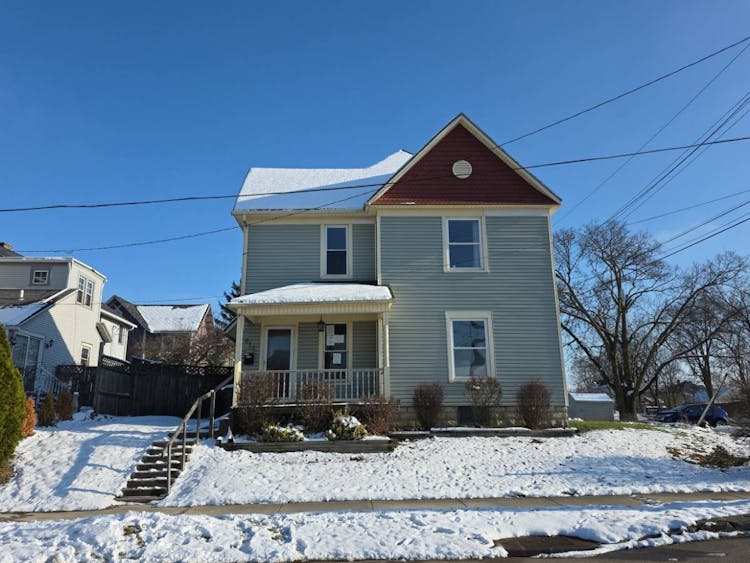 611 S Plum St Troy, OH 45373, Miami County