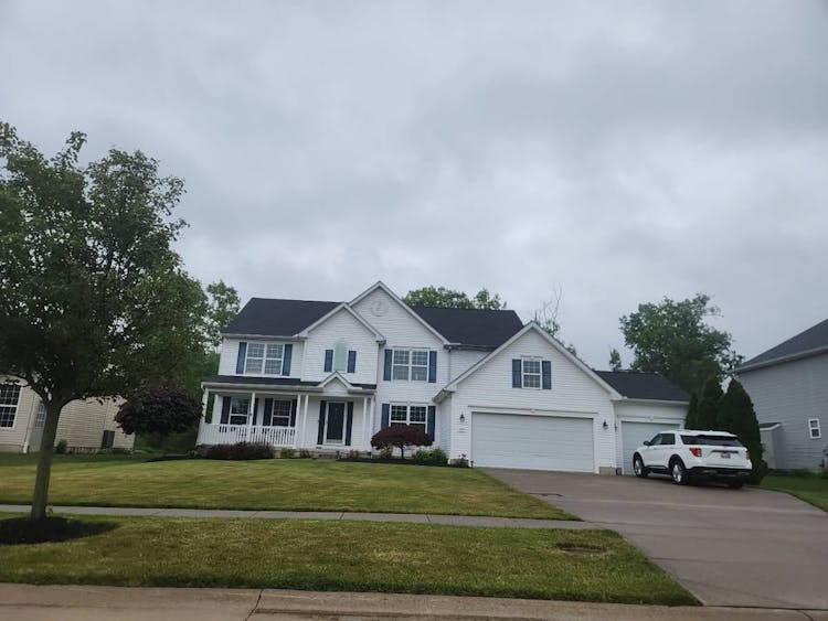 3581 Case Road Avon, OH 44011, Lorain County