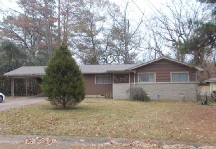 2244 Alta Woods Ter, Jackson, MS, 39204, USA