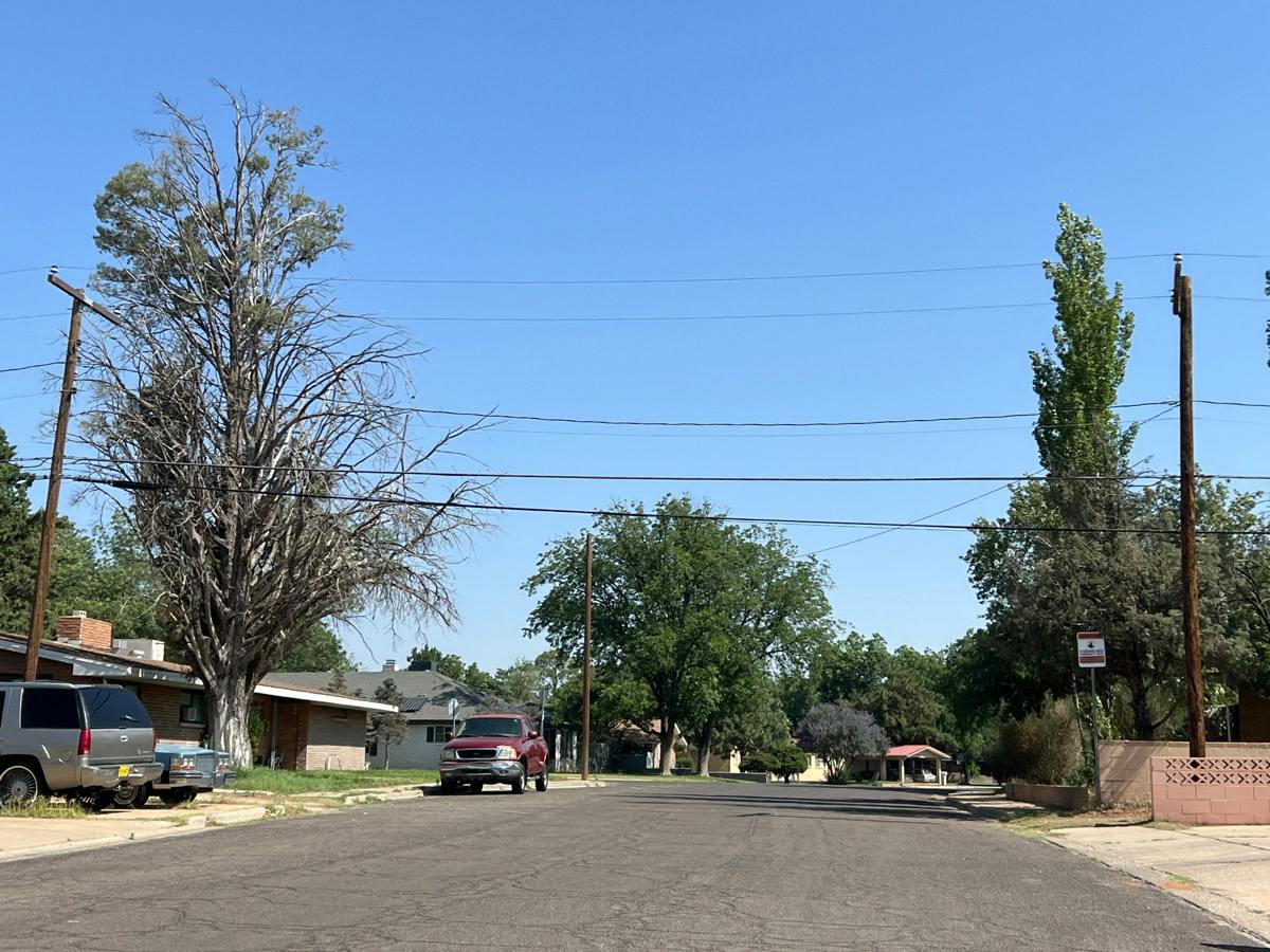 Pinon Dr, Hobbs, NM 88240