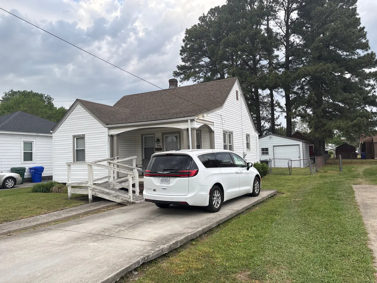 Kilby Ave, Suffolk, VA 23434 #1