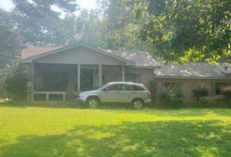 252 Old Planters Rd Plantersville, MS 38862, Lee County