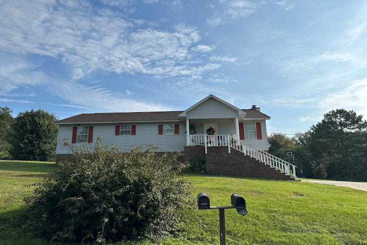 210 Frances Ln Hayden, AL 35079, Blount County