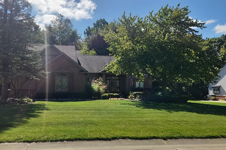 638 Roxbury Dr Lake Orion, MI 48359, Oakland County