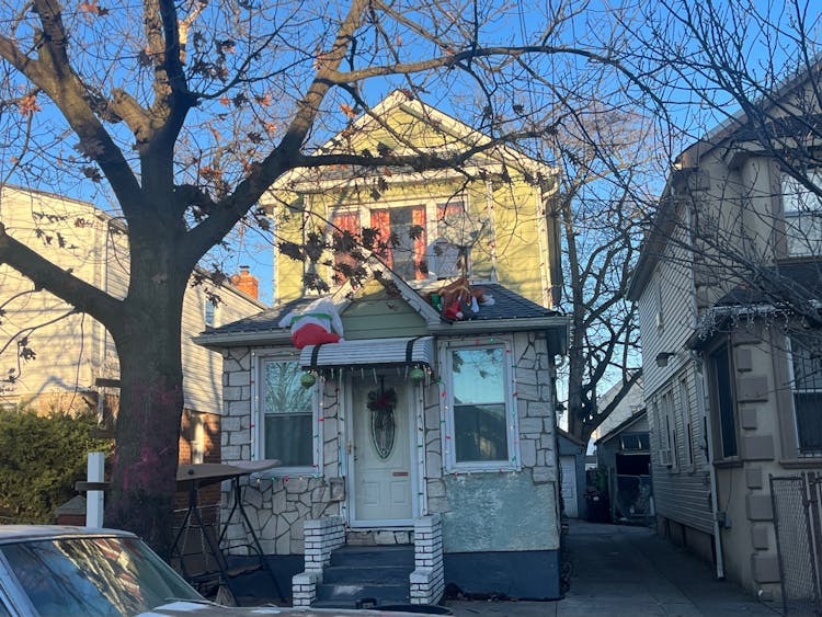 11619 125th St South Ozone Park, NY 11420, Queens County