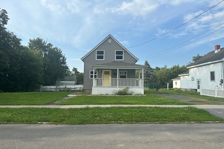 143 E Division St, Watertown, NY, 13601, USA