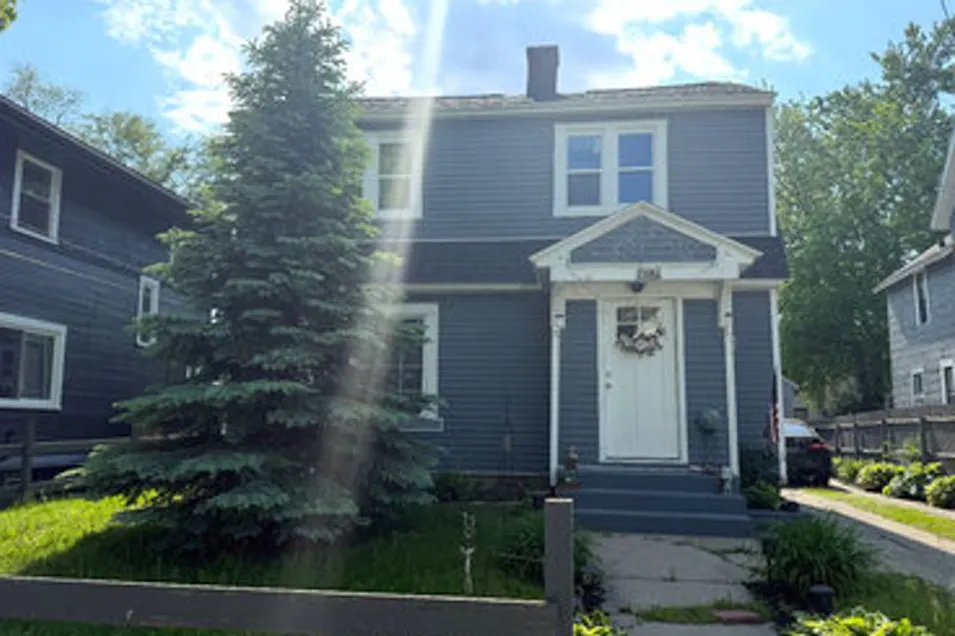 1807 College Avenue Southeast Grand Rapids, MI 49507, Kent County
